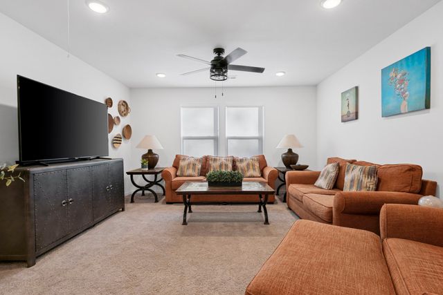 301 Brook Ave, White House, TN 37188