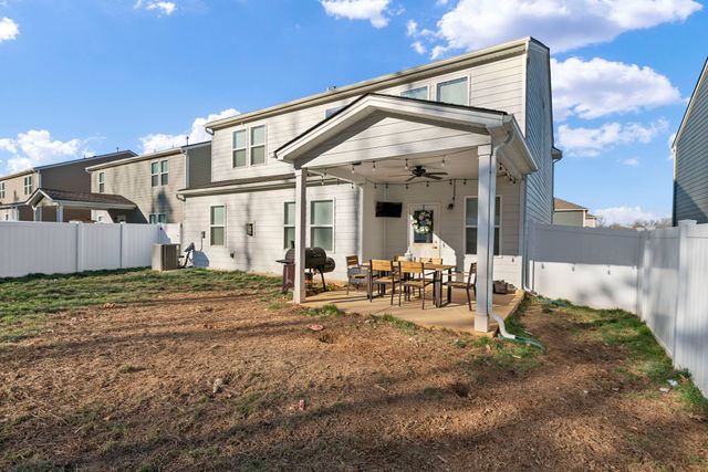 301 Brook Ave, White House, TN 37188