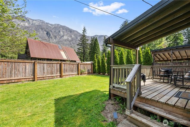 14616 681st Avenue NE, Baring, WA 98224