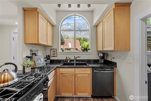 14616 681st Avenue NE, Baring, WA 98224