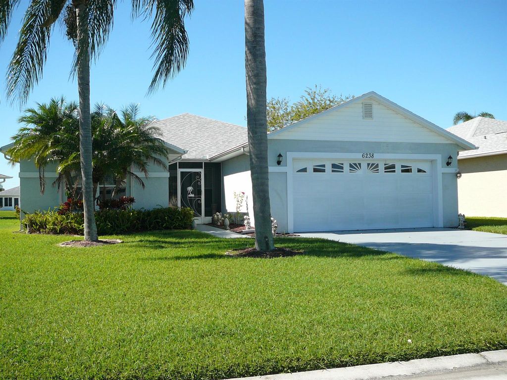 6238 Alexandria Circle, Fort Pierce, FL 34982