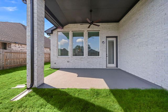 18047 Brennie Bird Lane, Conroe, TX 77302