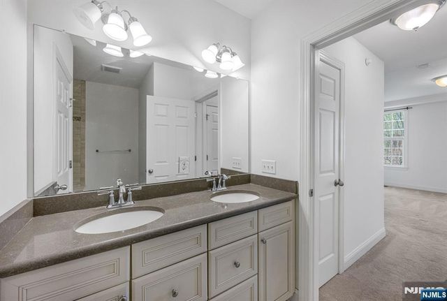 63 Autumn Way 35, Montvale, NJ 07645