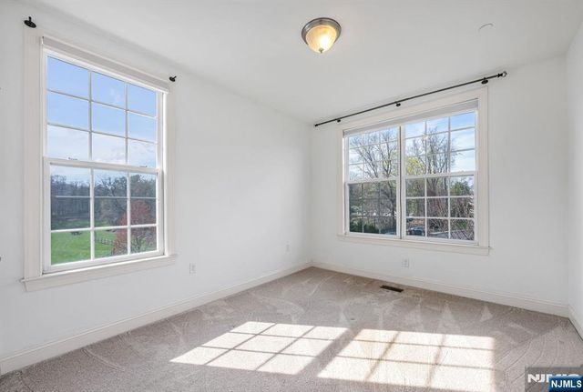 63 Autumn Way 35, Montvale, NJ 07645