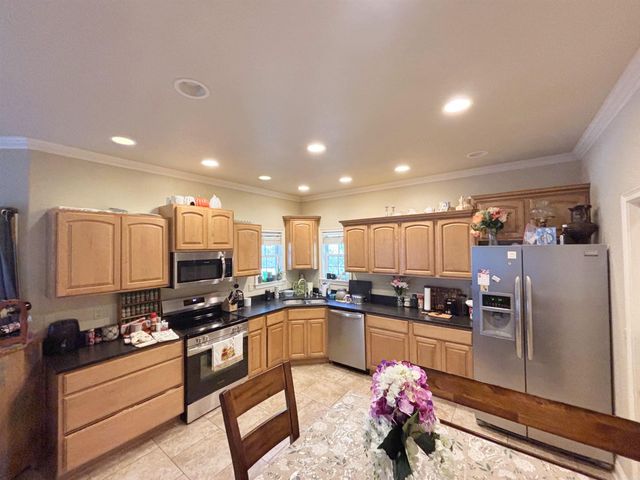 2002 Lakeshore Drive, Heber Springs, AR 72543