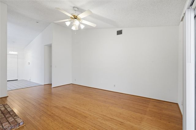 3004 Olivegrove Street, Las Vegas, NV 89108
