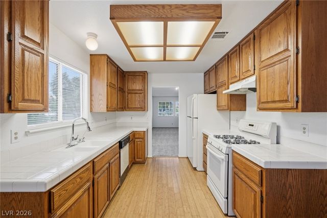 3004 Olivegrove Street, Las Vegas, NV 89108