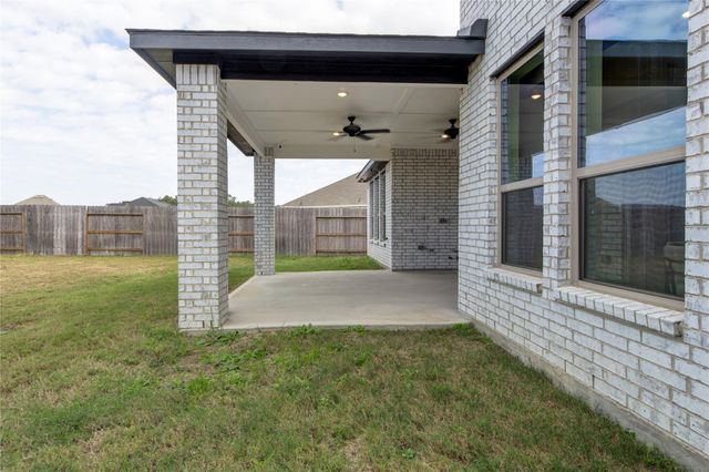 28821 Chalk Ridge Lane, New Caney, TX 77357