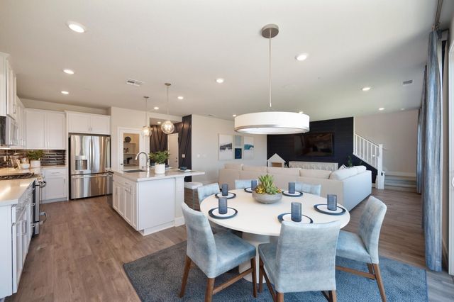 12074 Mircado Way, Rancho Cordova, CA 95742