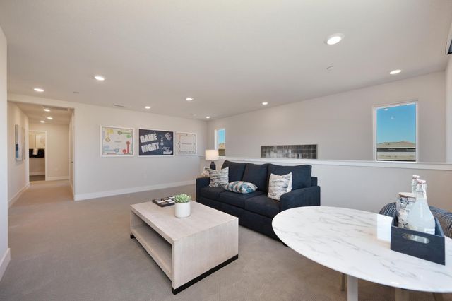 12074 Mircado Way, Rancho Cordova, CA 95742