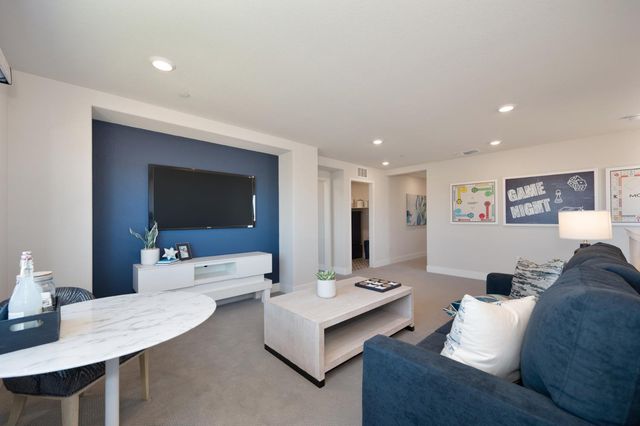 12074 Mircado Way, Rancho Cordova, CA 95742