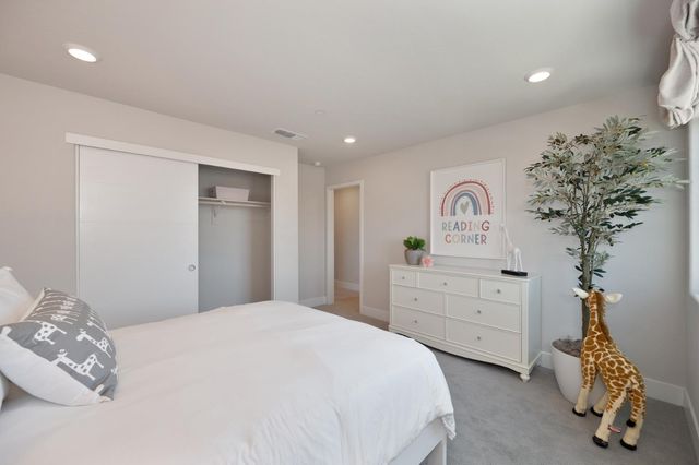 12074 Mircado Way, Rancho Cordova, CA 95742