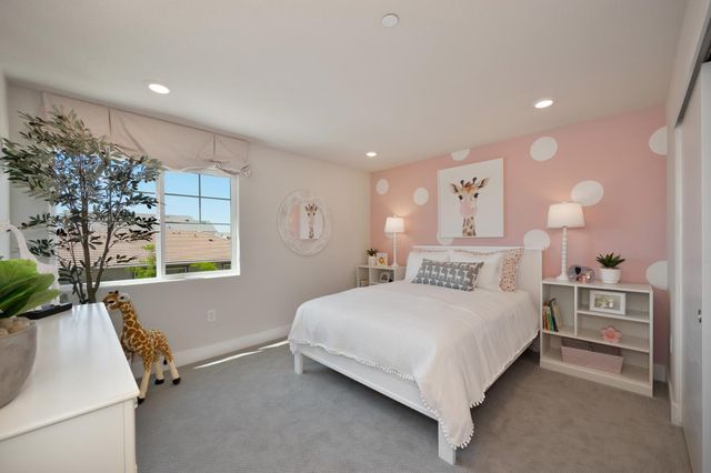 12074 Mircado Way, Rancho Cordova, CA 95742