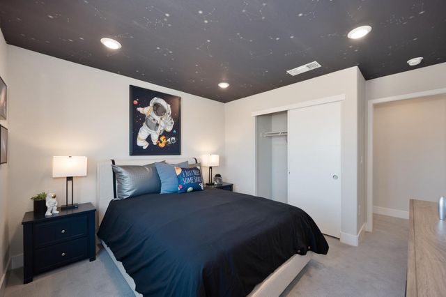 12074 Mircado Way, Rancho Cordova, CA 95742