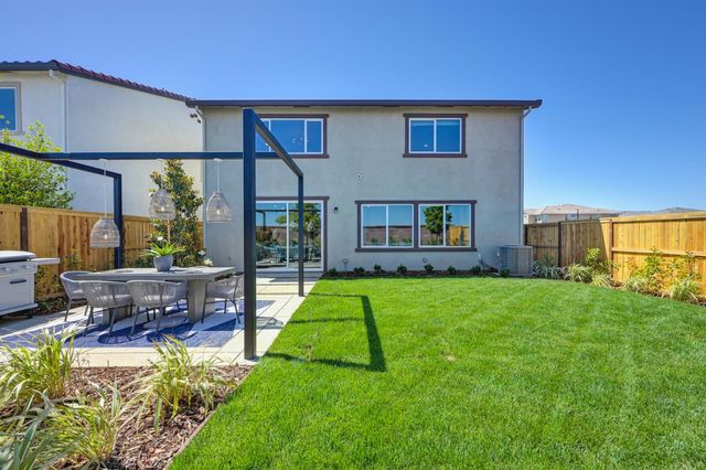 12074 Mircado Way, Rancho Cordova, CA 95742