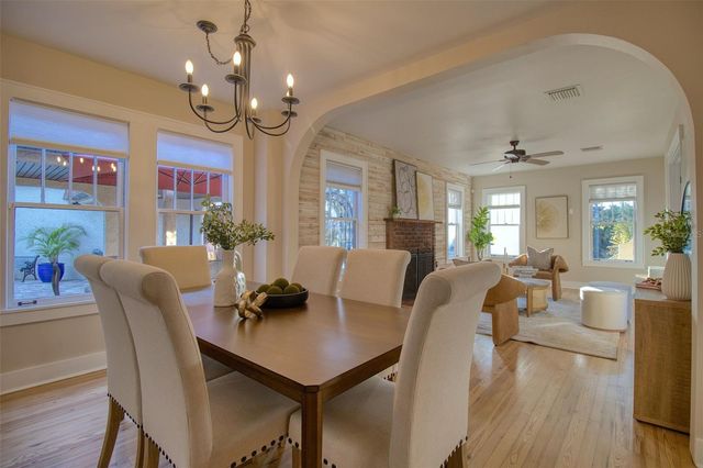 2037 BROADWAY, Clearwater, FL 33755