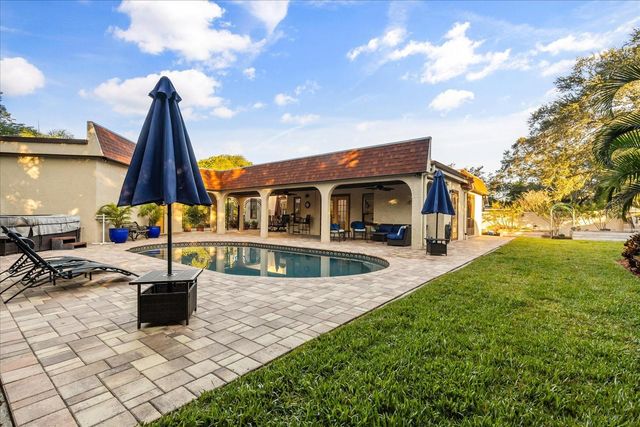 2037 BROADWAY, Clearwater, FL 33755