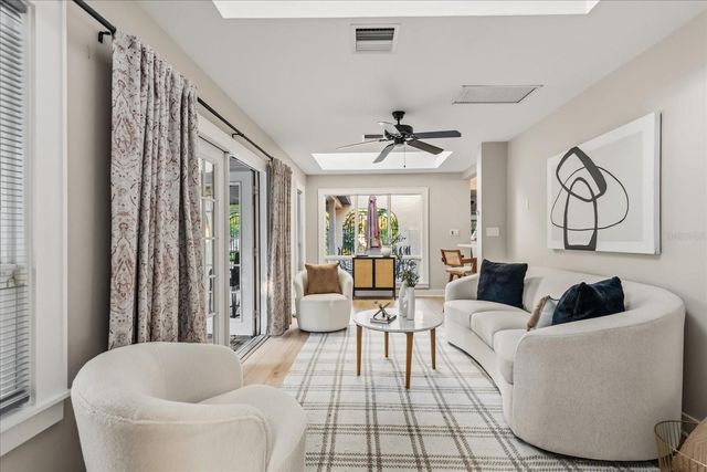 2037 BROADWAY, Clearwater, FL 33755