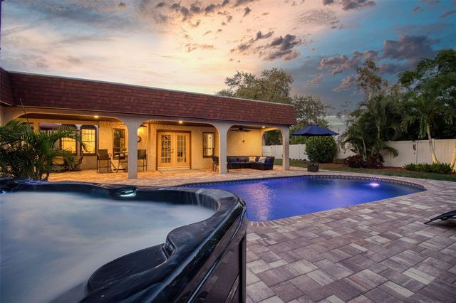 2037 BROADWAY, Clearwater, FL 33755