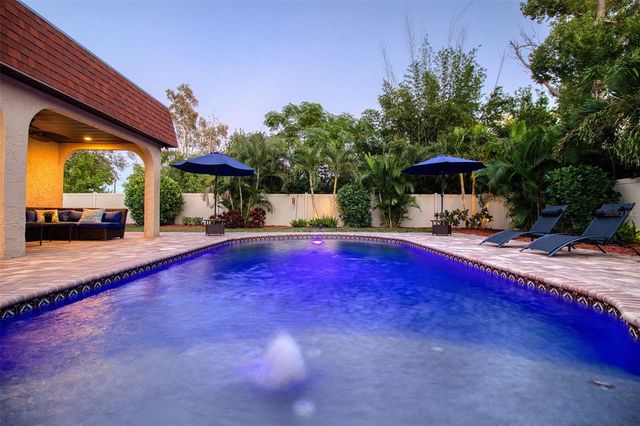 2037 BROADWAY, Clearwater, FL 33755