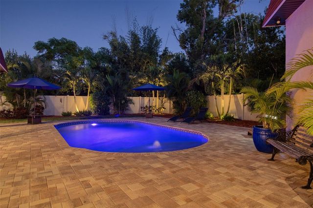 2037 BROADWAY, Clearwater, FL 33755