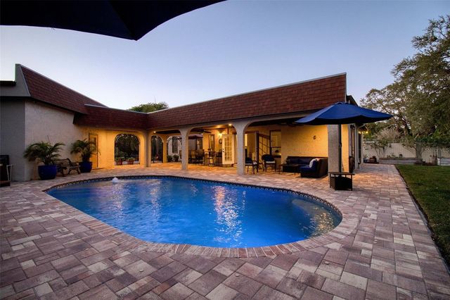 2037 BROADWAY, Clearwater, FL 33755