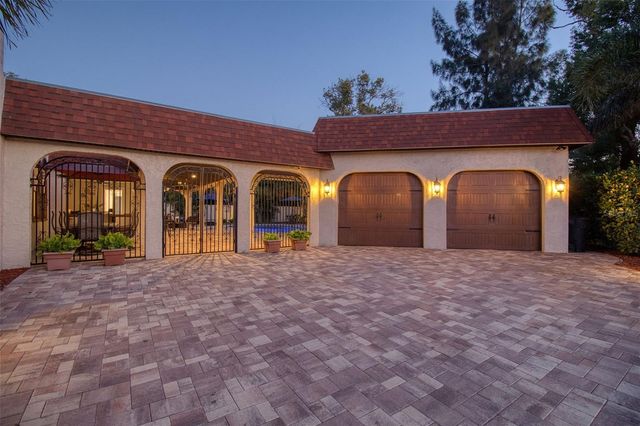 2037 BROADWAY, Clearwater, FL 33755