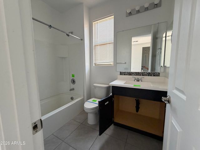 775 S LA MESA Court, Casa Grande, AZ 85122
