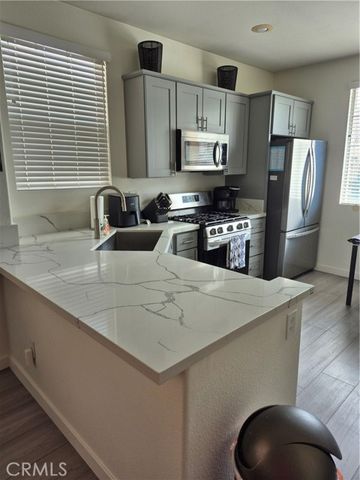 747 Camino De Oro, San Jacinto, CA 92583