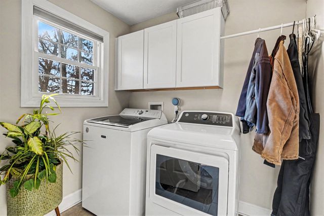 595 White Rd, Portland, TN 37148