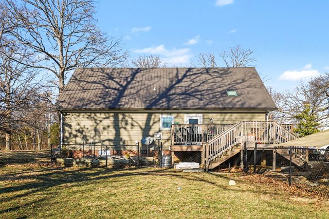 595 White Rd, Portland, TN 37148