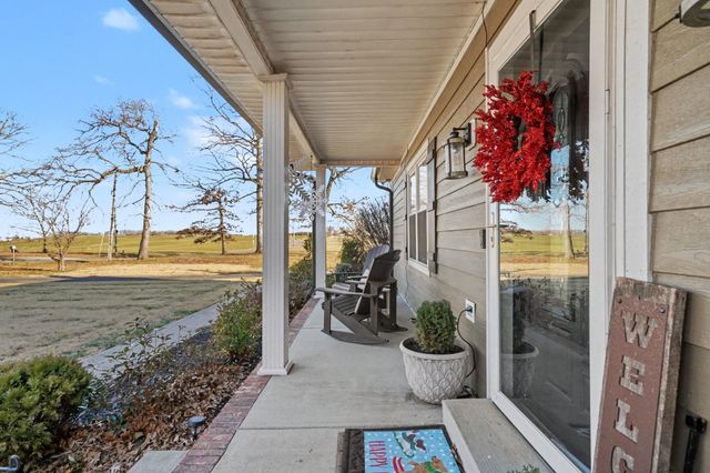 595 White Rd, Portland, TN 37148