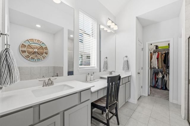 22601 Maidengrass LN, Lago Vista, TX 78645