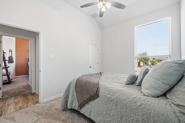 22601 Maidengrass LN, Lago Vista, TX 78645
