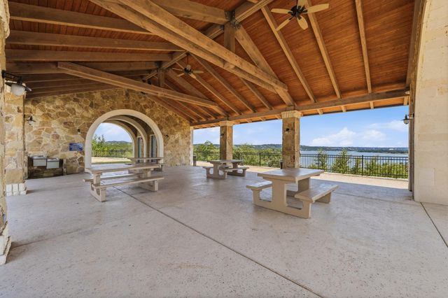 22601 Maidengrass LN, Lago Vista, TX 78645
