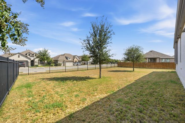 22601 Maidengrass LN, Lago Vista, TX 78645