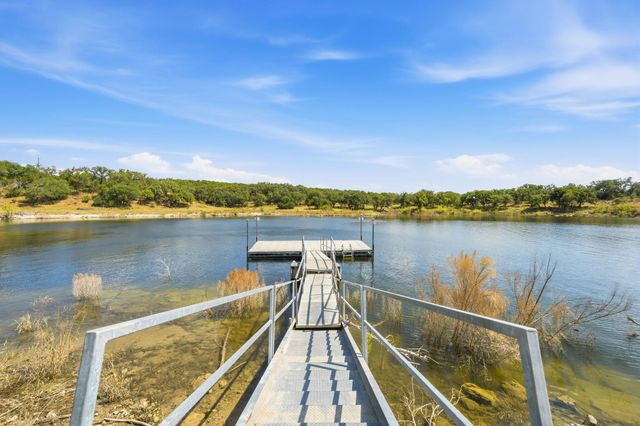 22601 Maidengrass LN, Lago Vista, TX 78645
