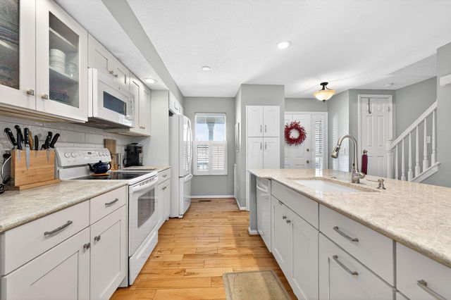 5987 Dunabbey Loop, Dublin, OH 43017