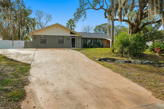 6368 HILLVIEW ROAD, Spring Hill, FL 34606