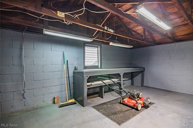 1113 38th Street, Parkersburg, WV 26104