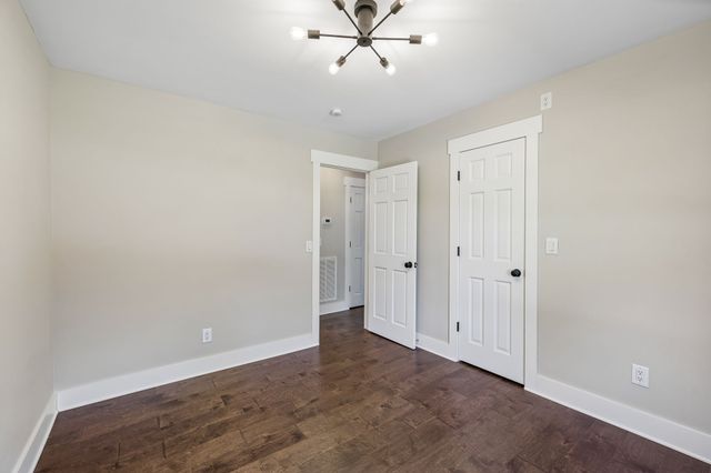 401 Bluebird Ln, Dickson, TN 37055