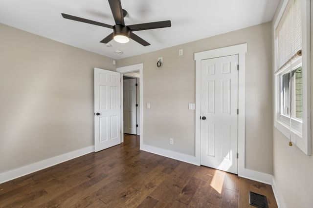 401 Bluebird Ln, Dickson, TN 37055