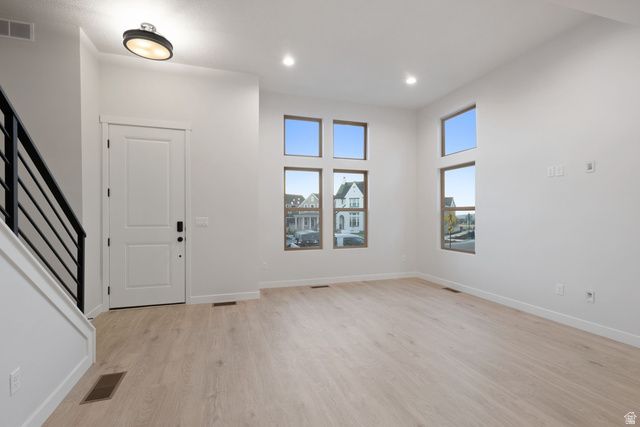 11383 S EASY BEE RD, South Jordan, UT 84009