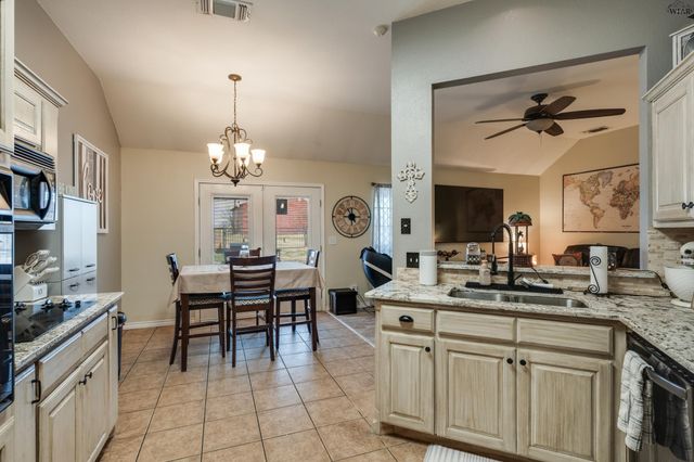 1877 N PETERSON ROAD, Iowa Park, TX 76367