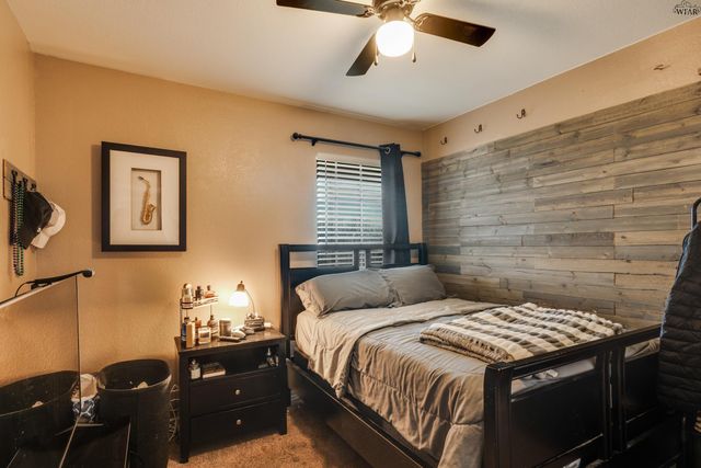 1877 N PETERSON ROAD, Iowa Park, TX 76367