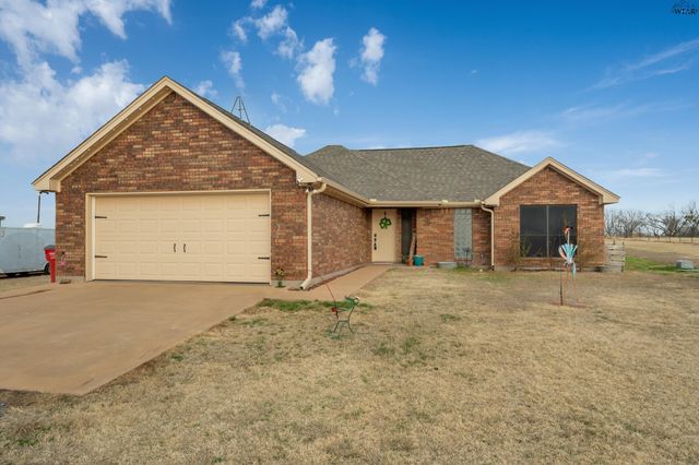 1877 N PETERSON ROAD, Iowa Park, TX 76367