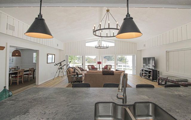 278 Bay Haven Boulevard, Livingston, TX 77352