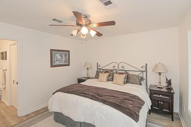 278 Bay Haven Boulevard, Livingston, TX 77352