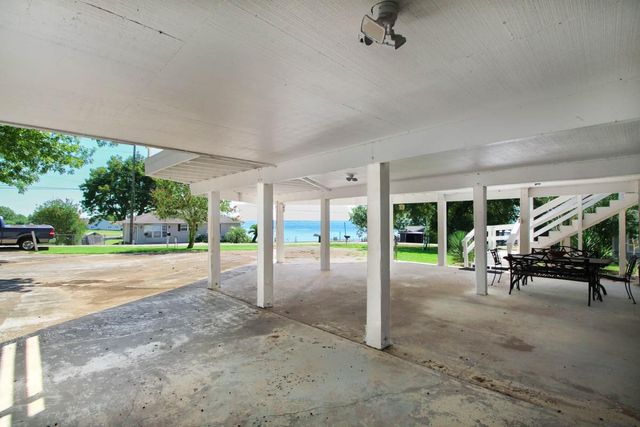 278 Bay Haven Boulevard, Livingston, TX 77352