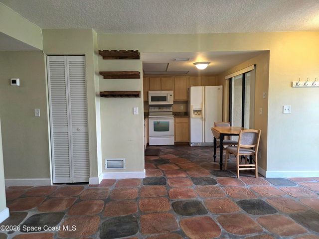 1145 N Shannon Avenue 33, Indialantic, FL 32903